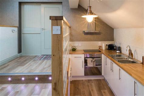 However, santander estimate that the average garage conversion costs approximately £6,300, including plastering garage conversions are relativity quick to complete once the building works get started. 36 garage conversion ideas to add more living space to your home | loveproperty.com