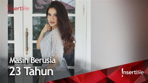 Pose Sensual Putri Amelia Putri Pariwisata 2016