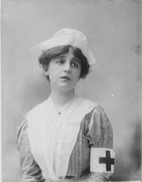 The History Of Nurse Uniforms From 1800s To The Modern World Small Joys