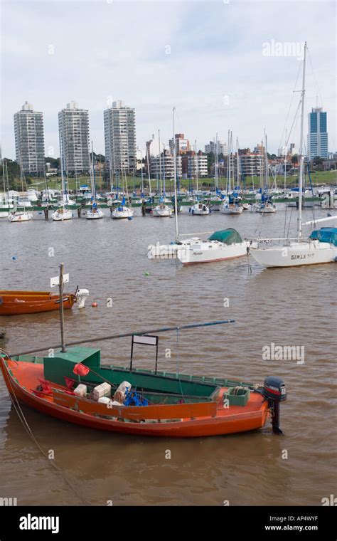 Marina Montevideo Uruguay Hi Res Stock Photography And Images Alamy