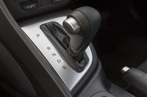 How To Drive An Automatic Car Starting And Handling Tips