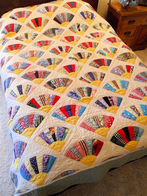 Custom Quilts And Ts Quilts Traditional Quilts Vintage Quilts