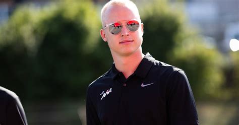 She did not post it, it was mazepin who. Haas bevestigt komst Mazepin als nieuwe coureur | Sport ...