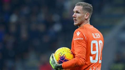 Swedish goalkeeper in paok fc. Everton transfer news: Roma's Robin Olsen one of Toffees ...