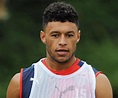Alex Oxlade-Chamberlain Biography - Facts, Childhood, Family Life ...
