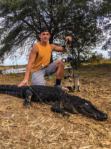 Busting Gators With A Bow Trophy Florida Gator Hunting By Get Bit