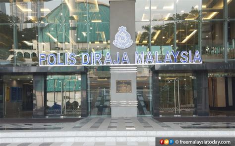 Kuala selangor district police headquarters 295 km. Cops deny terror cell members in Sibu or Bintulu | Free ...