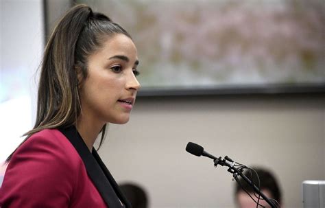 Procès du Dr Nassar La championne Aly Raisman dénonce l omerta dans la gymnastique