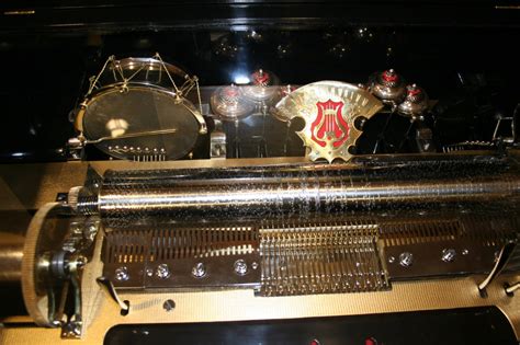 News Porter Music Box Company