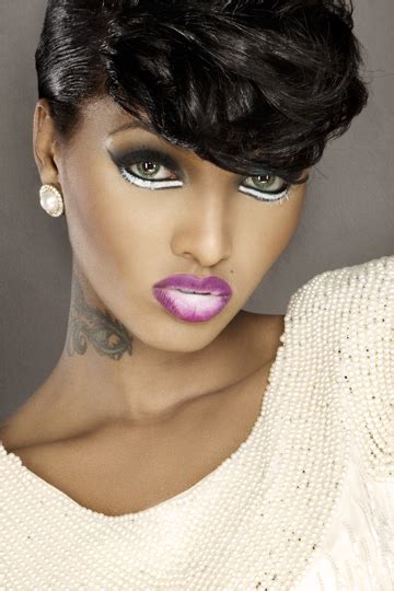 Drenched In Glam Lola Monroe