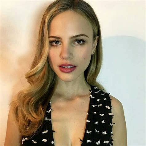 Halston Sage Model Inspo Halston Halston Sage Hot