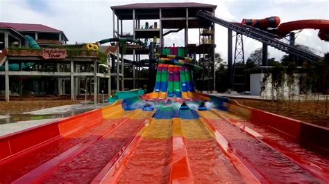 Borneo samariang resort city is a 500 acres integrated resort city designed for leisure & suburban living in. Samariang Water Park Trip.. - YouTube