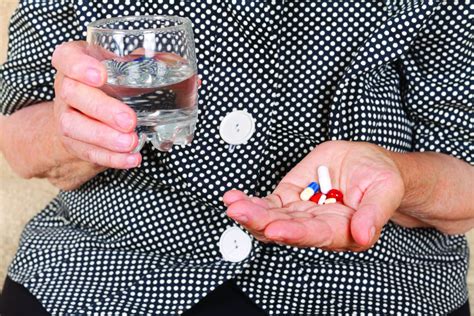 Anticholinergic Drugs Linked To Dementia In Older Populations Mdedge Neurology