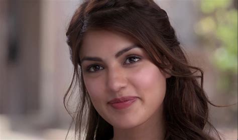 Check out the list of all rhea chakraborty movies along with photos, videos, biography and birthday. Video : Police questioned Actress Rhea Chakraborty in ...