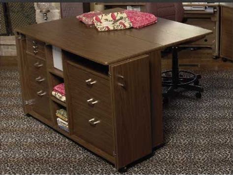 Over the machine the machine has a downward sloped or curved sewing surface to the right of the machine this is the correct fit (fig. Pin on Sewing Room Inspiration
