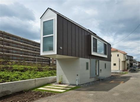 Living Slim Narrow House Design In Japan Webecoist