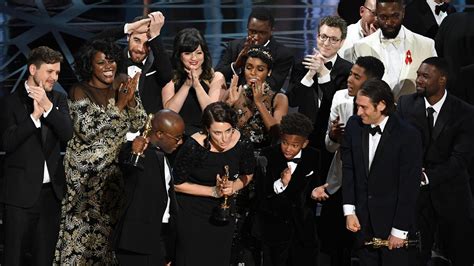 Oscarverleihung 2017 Moonlight Gewinnt Den Oscar Als Bester Film Zeit Online