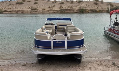 24ft Sun Tracker Party Barge For Rent In Lake Havasu City Az Getmyboat