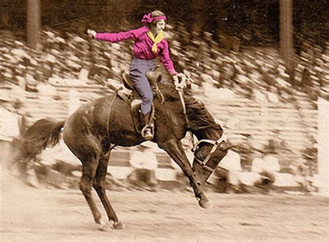 Bonnie Mccarroll Cowgirl Bronc Rider Vintage Western Western Women Cowgirl