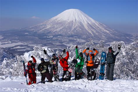 Group And Fully Guided Tours Powder Ski Japan