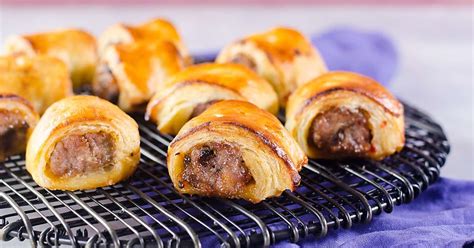 Easy Sausage Rolls With Just 3 Ingredients The Flavor Bender