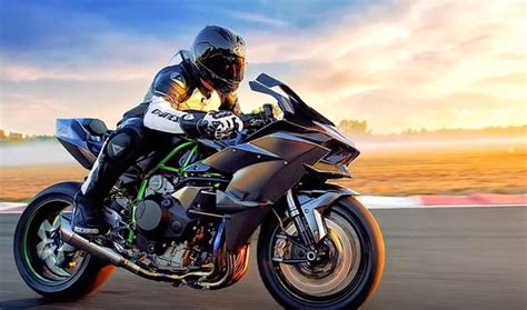 10 Fastest Motorcycles In The World 2019 Visordown