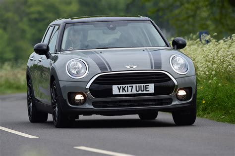 MINI Cooper Clubman Black Pack 2017 review | Auto Express