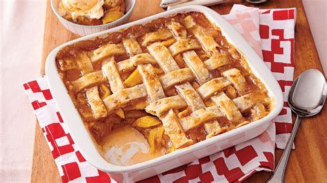 I show you how to make a delicious. Pecan Peach Cobbler - Everything Country