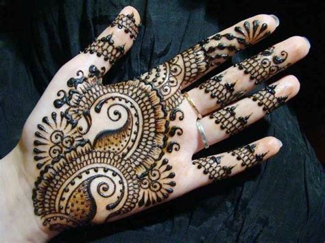 Imple and beautiful shuruba designs : 25 Easy Mehndi Designs for Every Occasion