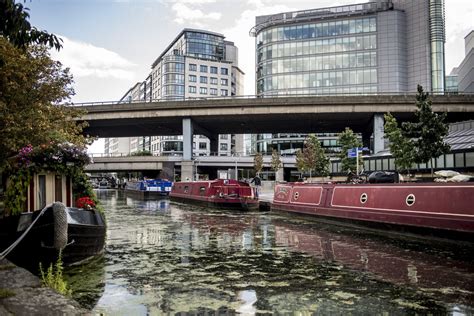 In London Houseboats Offer Alternative To High Rent But New Problems
