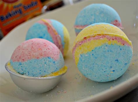 Love Lush These Diy Bath Bombs Will Make You And Your Wallet Happy