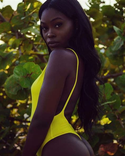 Pin By Shirley Arnold On African American Photography Dark Skin Women Beautiful Black Girl