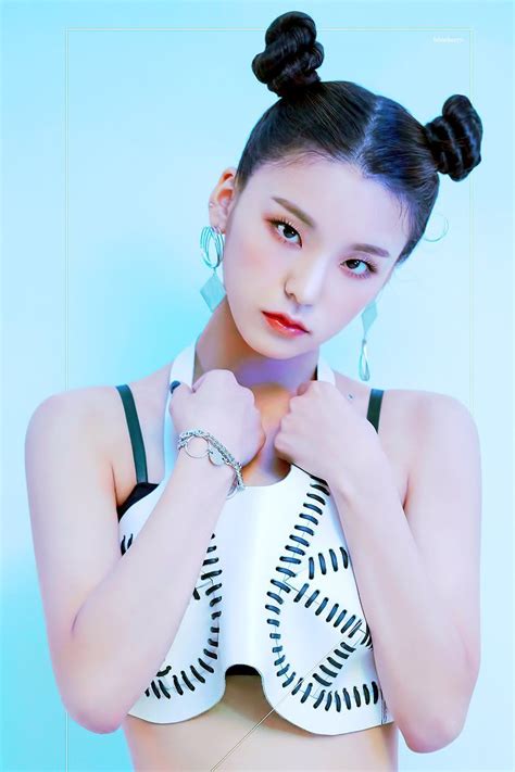 Itzy Yeji Dalla Dalla Photoshoot Itzy 2020