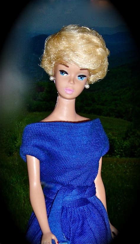 Blonde Bubble Barbie In Pak Knits Vintage Barbie Dolls Barbie Collection Barbie Girl