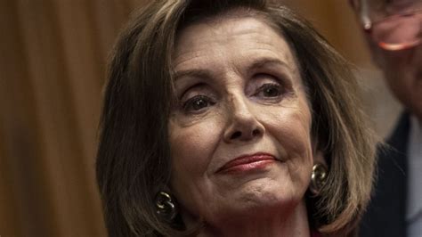 Inside Nancy Pelosis Impeachment Balancing Act Cnn Politics
