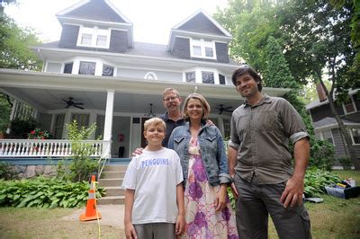 What's your favorite scary movie? 'Scream 4' turns local family's house into movie set for a ...