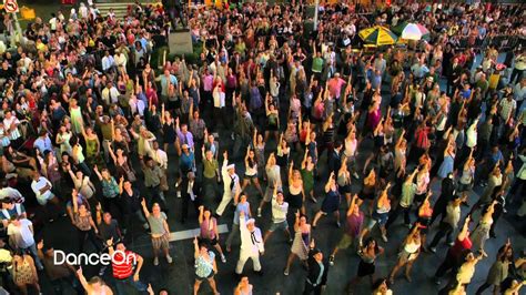 We also strongly advocate paying for the entertainment you wish to consume and using legal methods to do so. Friends with Benefits Dance Scene - Flash Mob w/ Justin ...