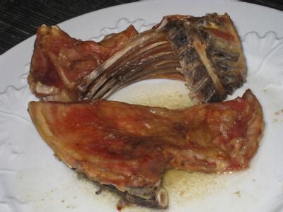 Y más con esta técnica de «hacer carne y guarnición a la. Corderito lechal al horno al estilo castellano con ...