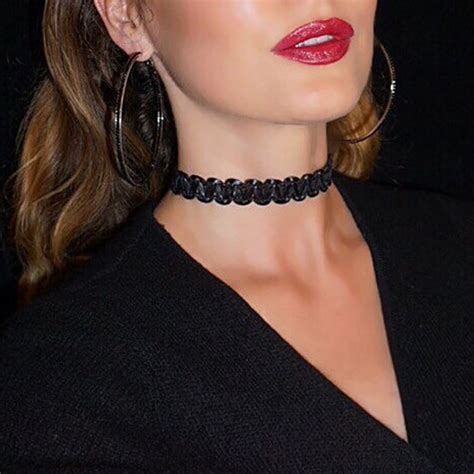 Punk Chockers For Women Elastic Wave Grain Necklace Clavicle Chain Chokers Black Collar