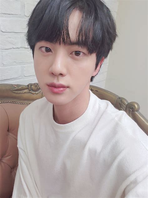 All Of The Selfies Btss Jin Took In 2020 To Prove He Hasnt Aged In 7 Years Koreaboo
