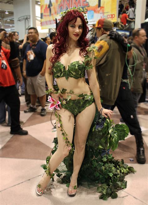 The Most Sexy Cosplayers At New York Comic Con Fanboy Com