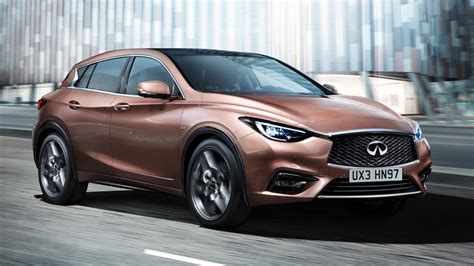 Infiniti Q30 Prices Offers And Specs Infiniti Official Site