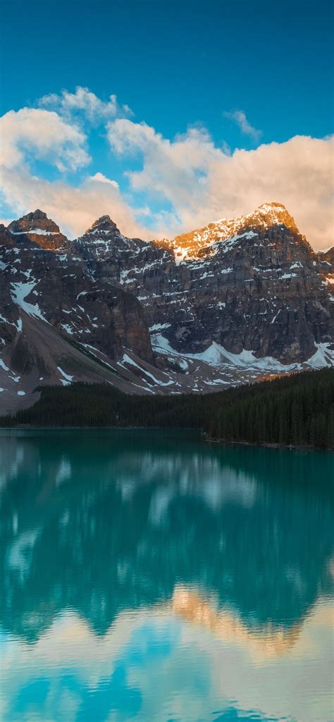 Moraine Lake Wallpaper 4k Alberta Canada Mountain Range Blue Sky