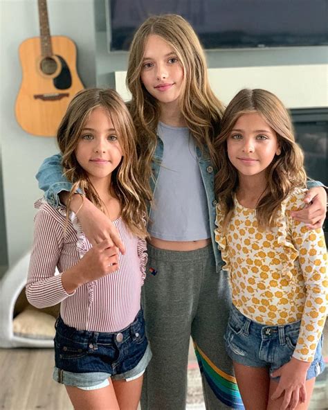 Maisie Got To Hang With Her Little Sisters Yesterday And It Made Her