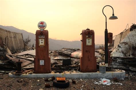 Woolsey Fire Crews Brace For Winds Return Two Bodies Found Were Badly