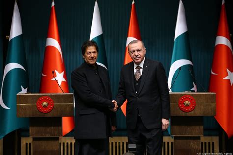Pakistan Adds Turkey To Visa Free Travel List Middle East Monitor