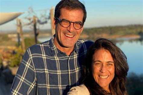 94 watchers 30.7k page views 1.7k deviations. Rui Moreira está numa relação com empresária