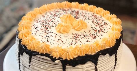 طرز تهیه 🎂 کیک تولد واسه خواهر گلم 😍🎂 ساده و خوشمزه توسط Maryam Baaano