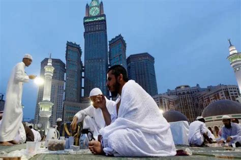 Keutamaan Umrah Di Bulan Ramadan Nomor Dapat Pahala Ibadah Haji