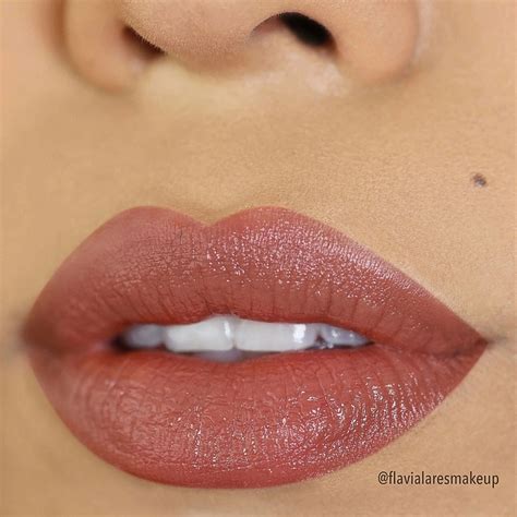 Moira Signature Lipstick Makeup Gr